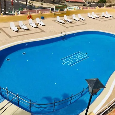 Stylish And Private 1 Bed In San Eugenio * 아데제