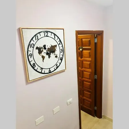 Lägenhet Stylish And Private 1 Bed In San Eugenio *